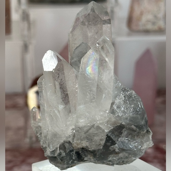 Lithium Lumerian Quartz w/ Rainbow- LLQ1 - Picture 4 of 5